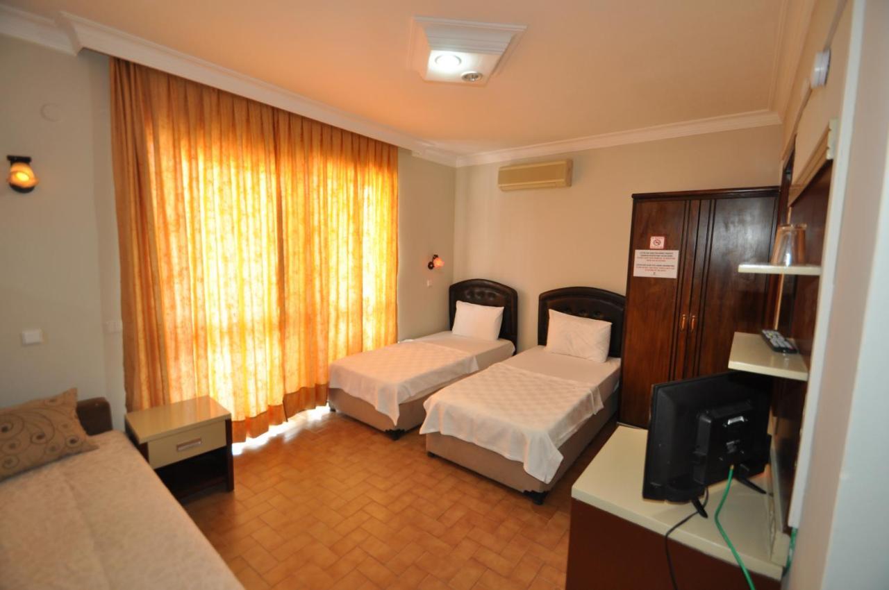Defne & Zevkim Hotel Marmaris Exteriör bild