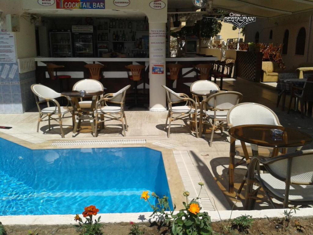Defne & Zevkim Hotel Marmaris Exteriör bild